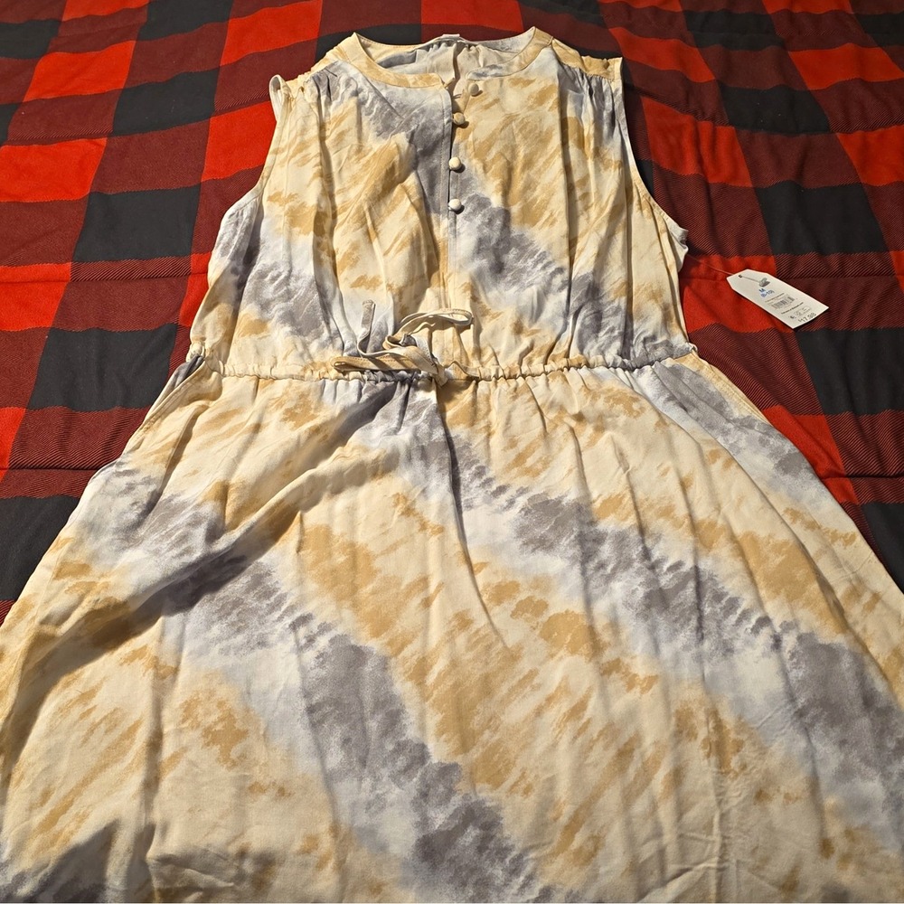 Time and Tru Girls M (8-10) Tie-Dye Shift Dress V-Neck Beige Gray